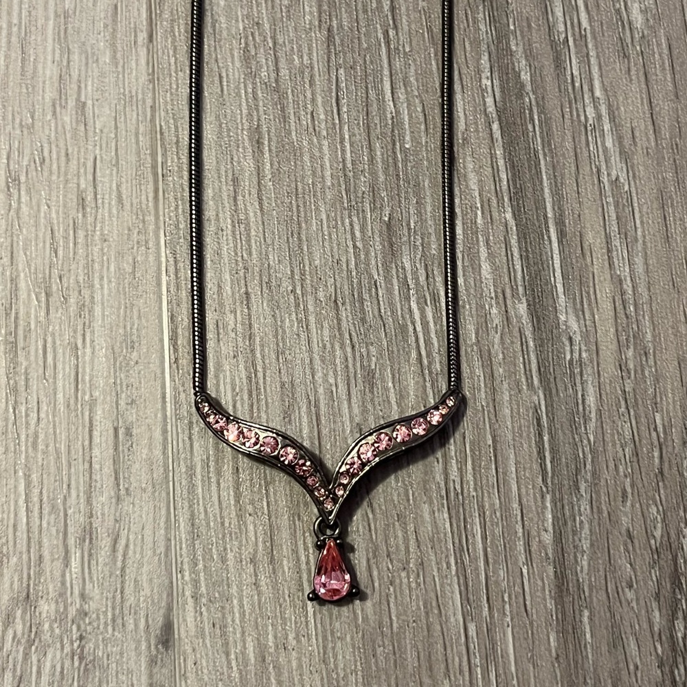 Y2k pink and silver necklace